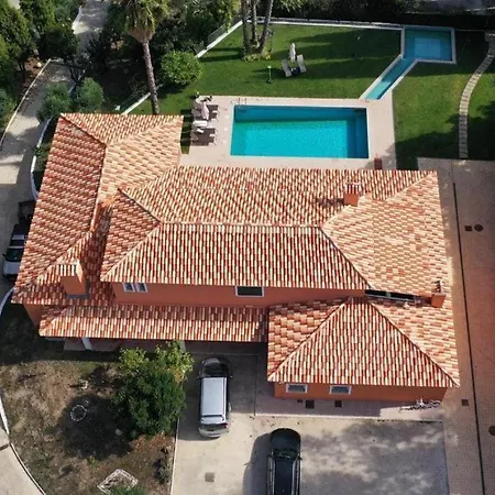 Retiro Dos Cedros - Vinhas Bed & Breakfast
